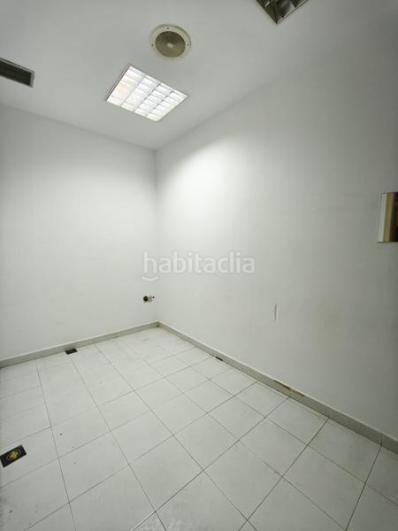 Foto bd2e8363-b856-47f9-9f37-bd5cf19a2b65. Rent business premise in Laviada Gijón