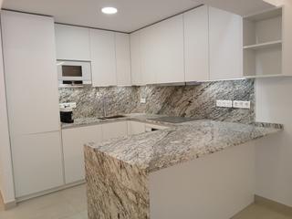 Location Appartement à Gijón - cl fray luis de leon 21. Proximo a la plaza de europa!!