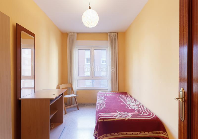 Foto d445a7cb-6606-4bd2-885a-ae33f9f05aed. Appartamento in La Calzada Gijón