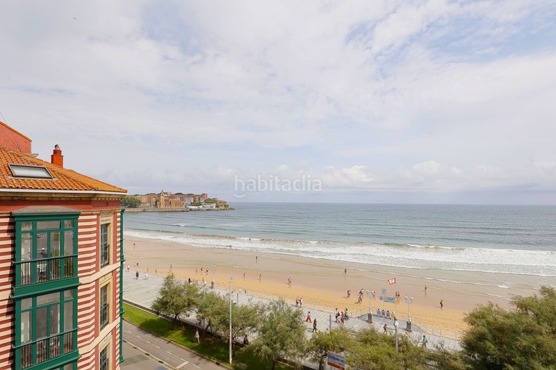 Foto 50a357f9-0030-4e4d-a511-6825069ab609. Alquiler piso en Gijón - ezcurdia 22 frente a la playa de san lorenzo, alquiler temporal de enero a junio. con una superficie de 75 metros cuadrados, esta propiedad of en Gijón
