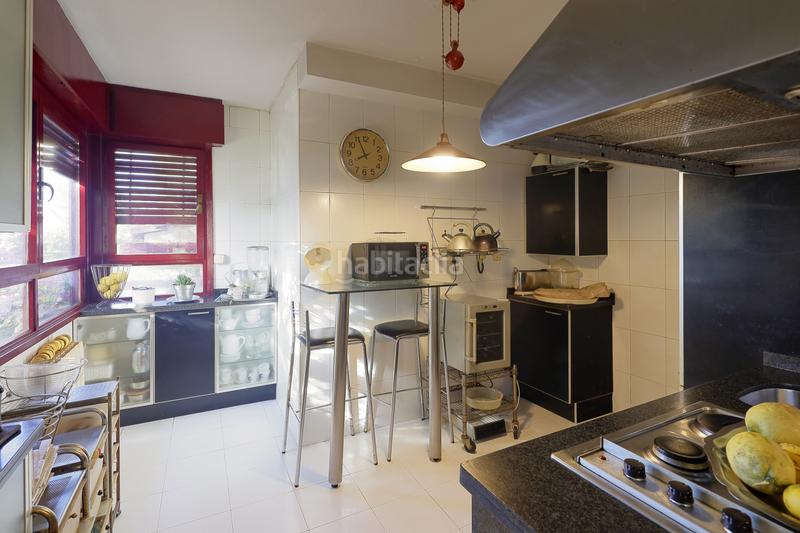 Foto 81731274-5288-4511-a546-b99bac16602e. Maison avec chauffage parking piscine dans Somió Gijón