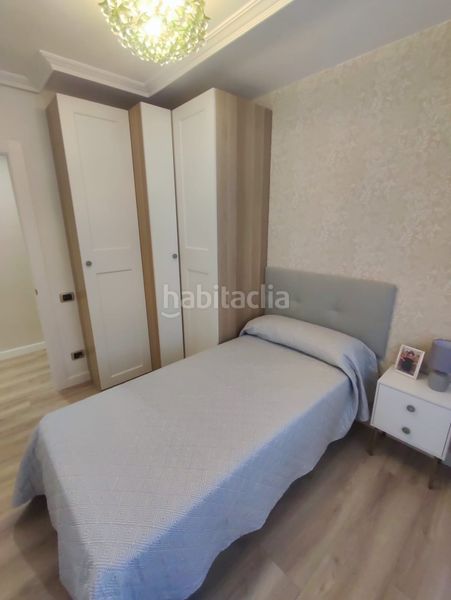 Foto a3039465-2eba-432b-9da9-c3913e41a6d2. Pis amb calefacció a Salesas - Foncalada - Campoamor Oviedo