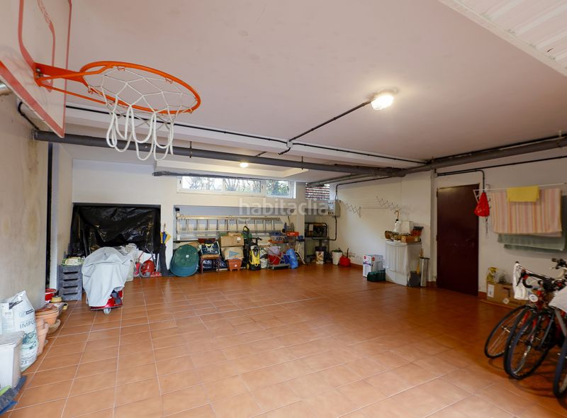 Foto 97346a38-2656-48c8-99c1-1043d1a426b9. Casa amb calefacció aparcament a Somió Gijón