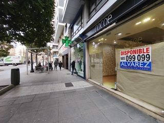 Lloguer Local Comercial  Gijón - cl covadonga. Local centro máxima visibilidad, ideal cualquier giro, grandes e