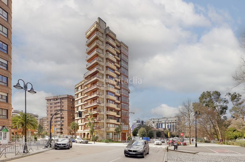 Foto 53729b11-5883-4c3a-a975-a6edc3469665. Àtic a Gijón - cl pintor martinez abades 5 a El Bibio - Parque Gijón