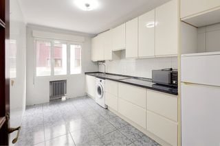 Appartamento  Cl saavedra. Piso reformado, exterior, luminoso, en venta en calle saavedra g