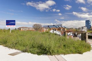 Terreno residencial  Oviedo - lg ponton vaqueros r1. Ubicación estratégica junto al huca y con excelentes comunicacio