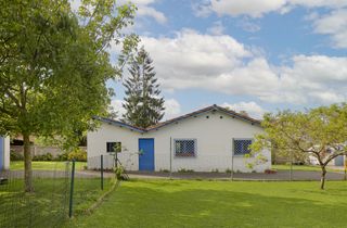 Maison à Camino de las madreselvas 88. Somió  casa independiente muy soleada con finca cerrada de 1.220