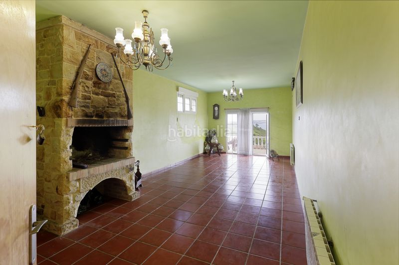 Foto d7b32891-9c6b-44fc-a8a3-97b5a7a8584c. Casa amb calefacció aparcament piscina a Carreño