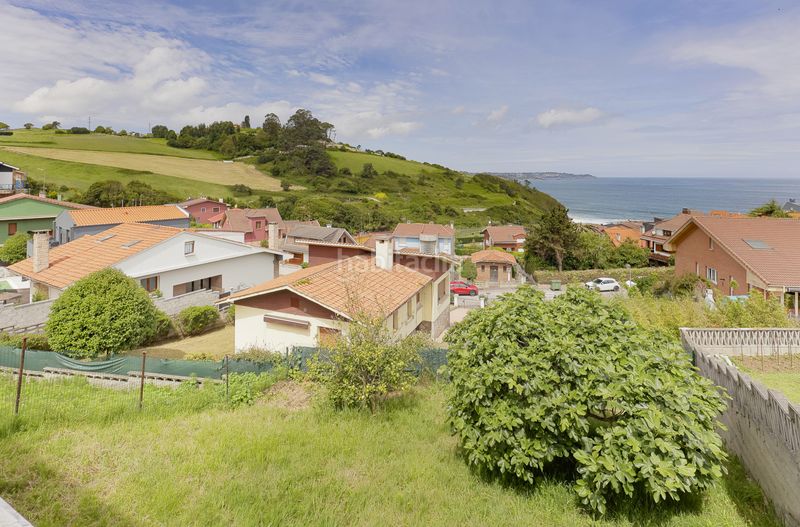 Foto decdb336-8407-48d7-82eb-f00ccb2146ac. Casa amb calefacció aparcament piscina a Carreño