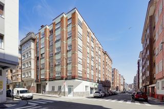 Pis  Gijon - cl san francisco de asis 25. Calle san francisco de asís  zona jesuitas, quinta planta con as
