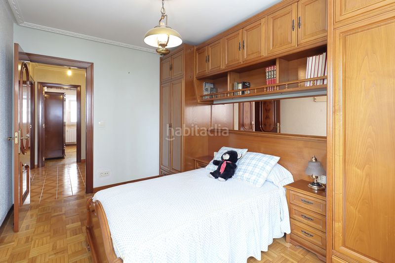 Foto fe2f9333-8578-4366-829d-69e3986838c7. Pis amb calefacció a El Polígono Gijón