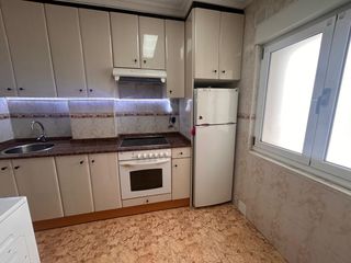 Location Appartement  Cl daniel cerra. La calzada, presentamos una oportunidad de alquiler en gijón. un