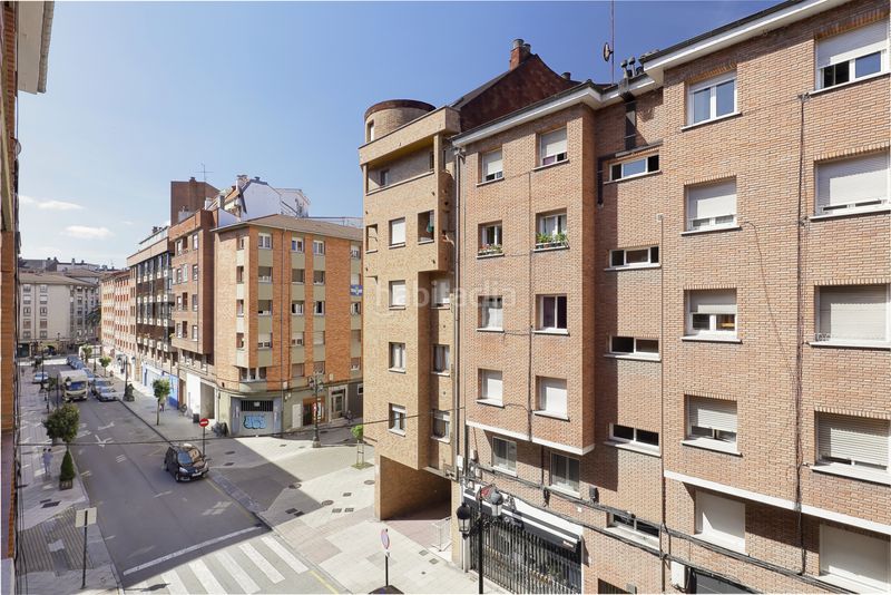 Foto e24398c6-fa27-4426-a789-9258bf1975cf. Etagenwohnung in Oviedo - saturnino fresno 14 in Milán - Pumarín Oviedo