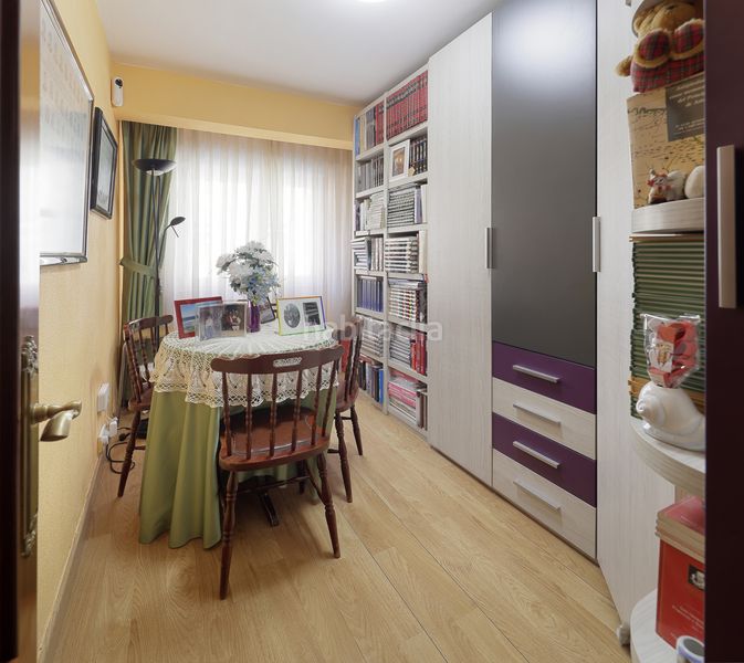 Foto ff29d4e8-cedd-4296-b09f-c2232518f44b. Etagenwohnung in Oviedo - saturnino fresno 14 in Milán - Pumarín Oviedo