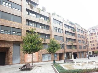 Location Appartement à Oviedo - ramon prieto bances 8. Centro, dos dormitorios, dos baños, exterior, con plaza de garaj