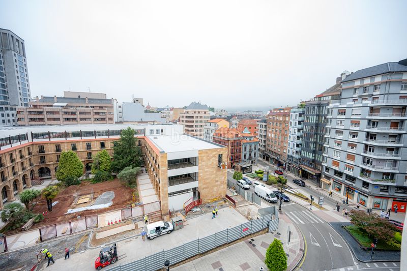 Foto 48e46116-dae7-431a-b540-42a4cfb8c13e. Pis a Oviedo - plaza carbayon 6 a Salesas - Foncalada - Campoamor Oviedo