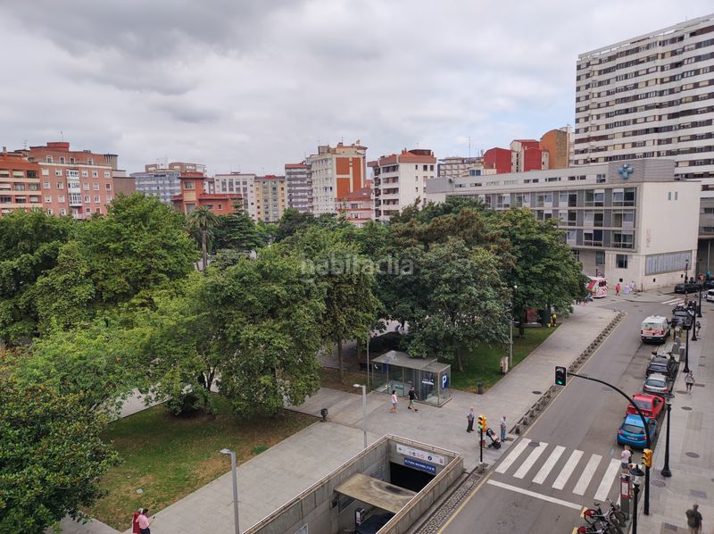 Foto ed5bd089-6450-452a-b110-0cd589dc2cf0. Pis amb calefacció aparcament a Centro Gijón