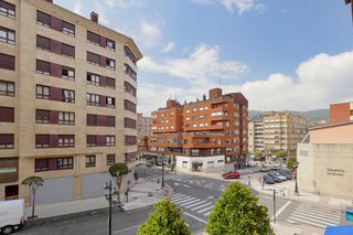 Pis  Oviedo - cl m purificacion neira gzle 27. Zona masip, segunda planta, completamente exterior, amplias vist