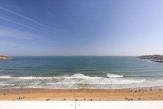 Penthouse in Gijón - rufo rendueles 7. Un balcón permanente al cantábrico hay viviendas que se visitan
