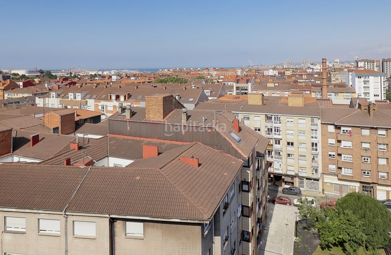 Foto 57a77f04-41b9-4c13-bfa7-10cc138c4147. Pis amb calefacció a La Calzada Gijón