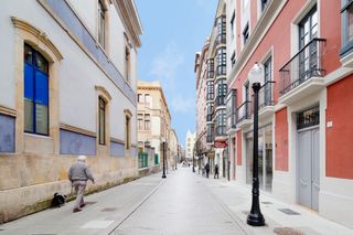 Affitto Appartamento in La merced 33. Diseño modernista, plaza parchis, paseo de begoña, 90m.
