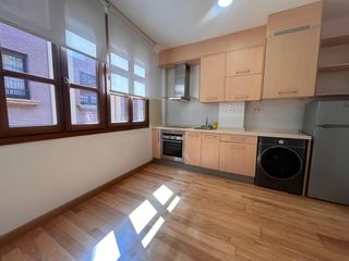 Miete Etagenwohnung  Gijón - cl moros. Los moros, luminoso apartamento en el centro de gijón buscas viv