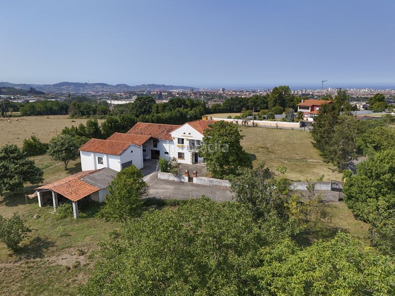 Foto c4497b3d-b7d2-4a62-ba11-5e9fe6dda55a. Casa a Nuevos Roces Gijón