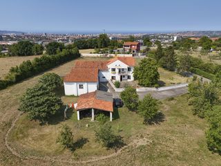 Maison  Gijón - cm de la marruca. Mareo, casa unifamiliar con parcela de 5.000 metros cuadradados