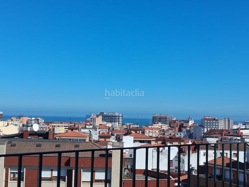 Foto 538bfdbe-2dbe-4fec-bcdc-9de9feeef12d. Alquiler piso en Gijón - av hermanos felgueroso 34 ático con espectaculares terrazas y vistas al mar si buscas amplitud, luz y espacios exteriores donde disfrutar cada día, en Gijón