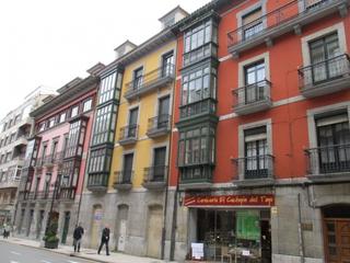 Locale commerciale in Oviedo - CAMPOMANES