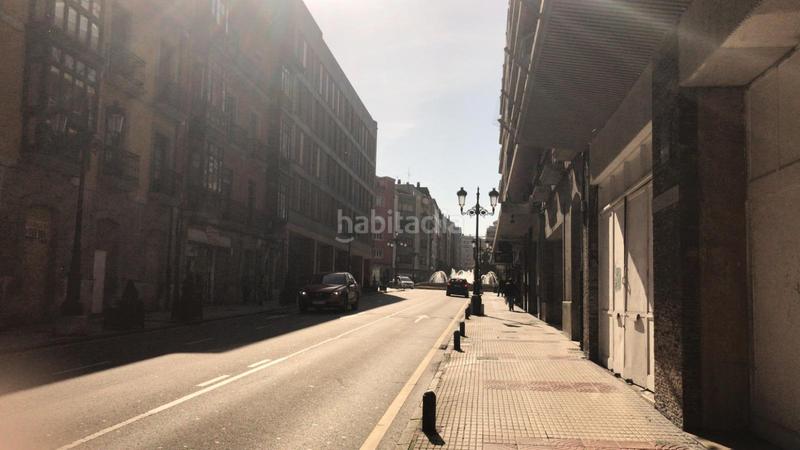 Foto e06dea60-9094-4ae2-b95d-f3683a7e3dc4. Affitto locale commerciale in Auditorio - Seminario - Parque de Invierno Oviedo