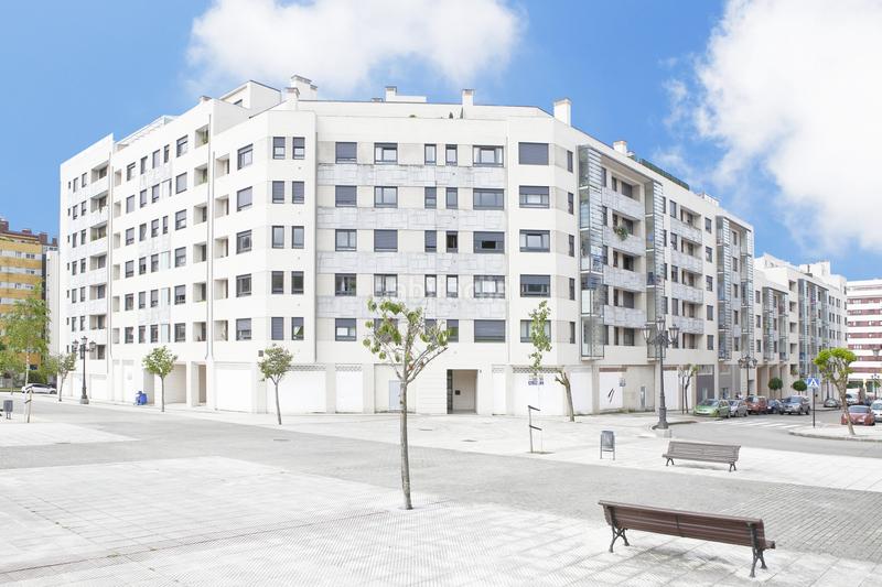 Foto dbf66623-0b59-46da-892d-a73f6e802ba2. Local comercial a Oviedo - candamo 5 a La Florida Oviedo