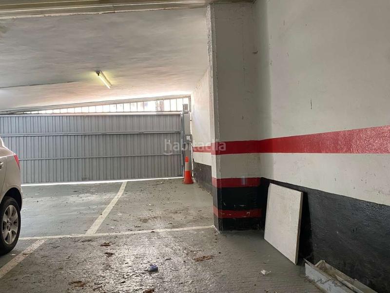 Foto acc33cb6-256e-4ce0-bcfb-da95cd1a6287. Autoparkplatz in Zurbaran Bilbao