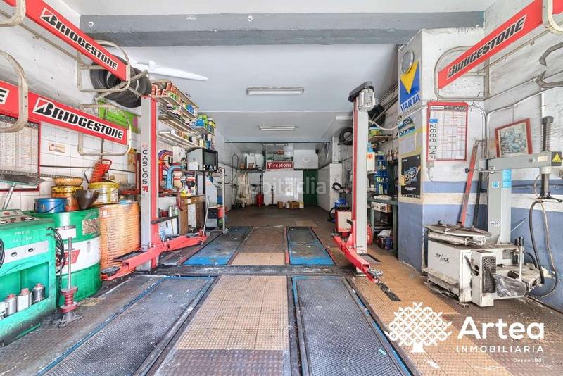 Foto 0617777e-e19b-4575-bf49-44696e38de85. Local comercial local en venta , zona Solokoetxe taller mecánico totalmente equipado posibilidad de compra con pago aplazado en Bilbao