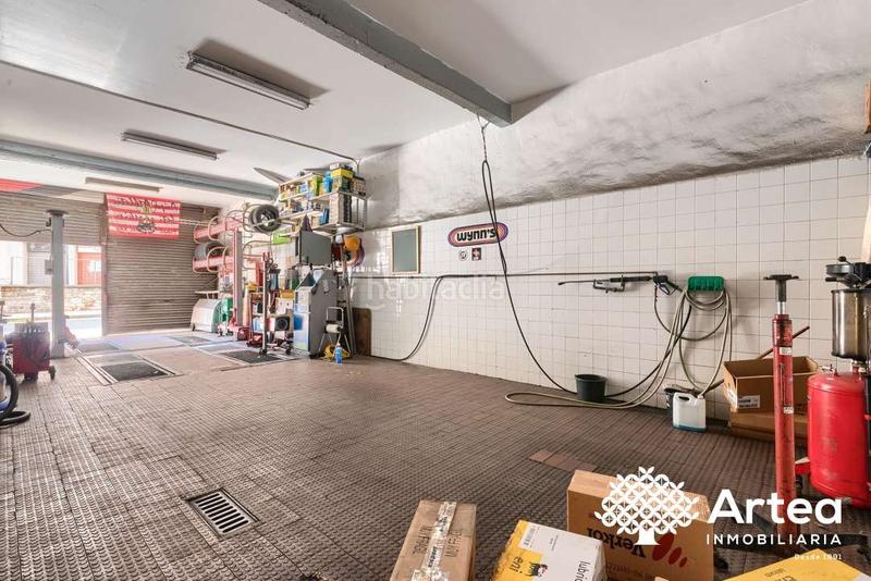 Foto 1dbcd981-8f40-48e6-a1a1-b350ab5af2d3. Local comercial local en venta , zona Solokoetxe taller mecánico totalmente equipado posibilidad de compra con pago aplazado en Bilbao