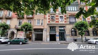 Parking coche  Mazarredo zumarkalea. Venta garaje en bilbao. zona albía.