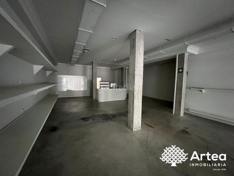 Foto 05246419-f557-4e65-88e4-d8146c978b2d. Alquiler local comercial  junto a la plaza del ensanche en Bilbao