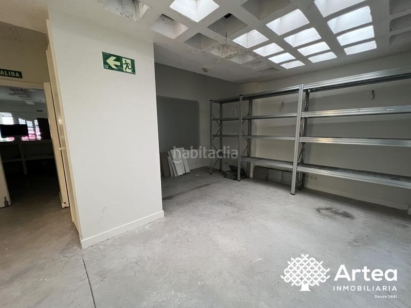 Foto 9a75c1d1-f865-47ea-8952-470606149938. Location local commercial dans Ensanche - Moyua - Diputación Bilbao