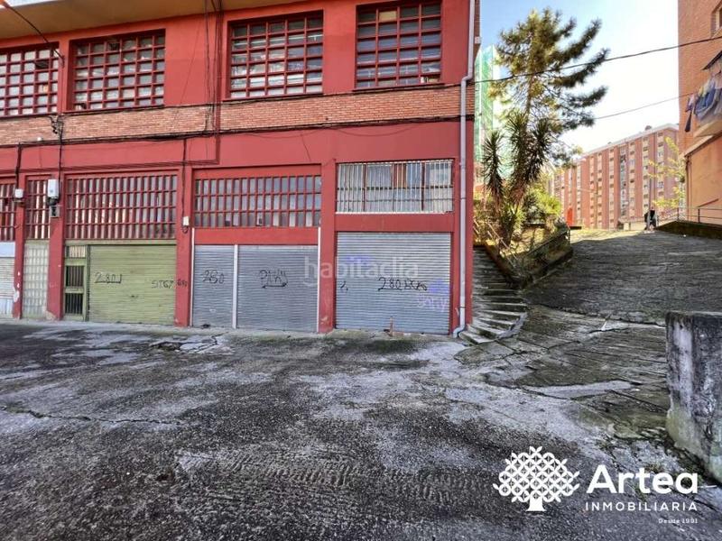 Foto 7d05116f-5b42-48c3-9ab4-61625131a4f7. Autoparkplatz in lezamako trenbide zaharreko bidea 37 in Bilbao