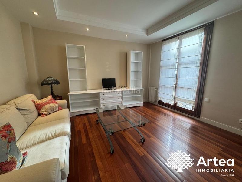 Foto 0a15393e-f164-4efd-bf7d-e8822b2dea10. Rent flat with heating in Casco Viejo Bilbao