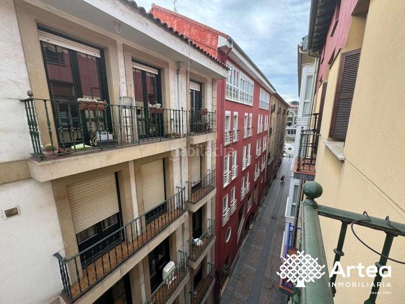 Foto 4300942b-fbd8-4bb2-a3c7-5166ae96a882. Rent flat with heating in Casco Viejo Bilbao