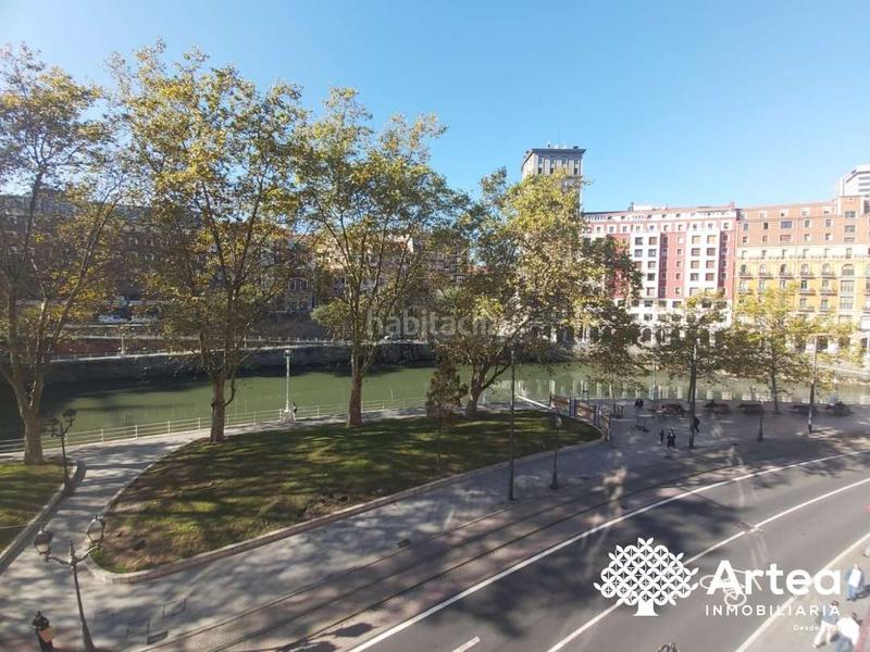 Foto ae4fec00-bb17-4cad-bb71-c35f916edeb3. Local commercial dans Casco Viejo Bilbao