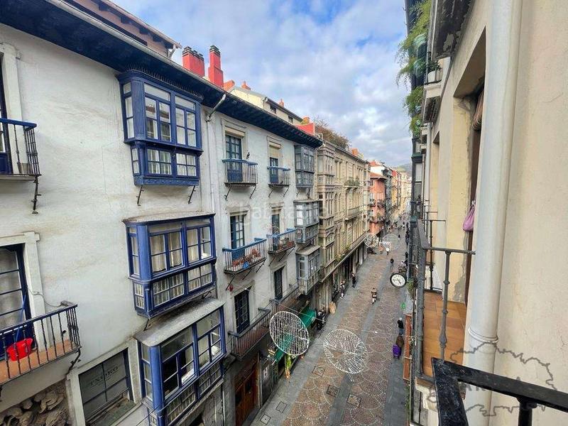 Foto c2e41c40-a446-41d1-9f41-3489c838f1d2. Miete etagenwohnung mit heizung in Casco Viejo Bilbao
