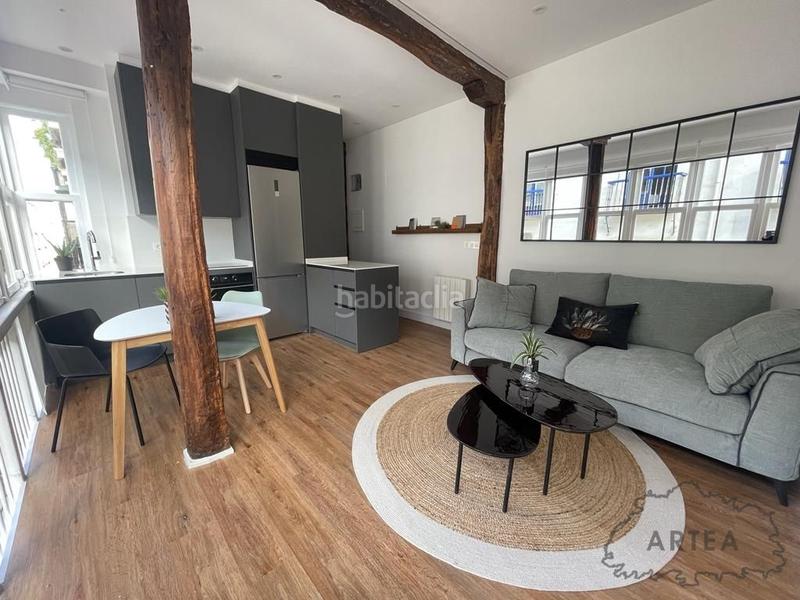 Foto d6016db9-f9b9-4558-95fe-61e2ecee610c. Miete etagenwohnung mit heizung in Casco Viejo Bilbao
