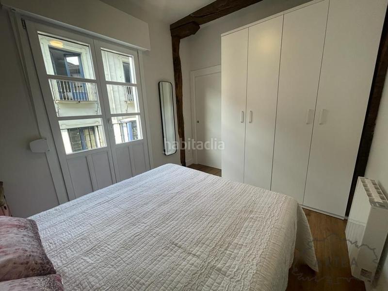 Foto 5df07be8-7c2b-42b3-bf5e-00971b910310. Rent flat with heating in Casco Viejo Bilbao