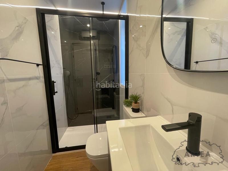 Foto b4ab9037-5ed1-49d1-9509-179c9d9adf64. Rent flat with heating in Casco Viejo Bilbao