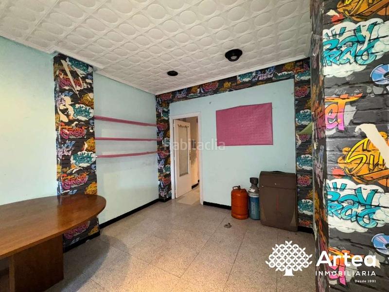 Foto f293f58b-a25c-410f-9a77-3c2eb4021d0c. Location local commercial dans fika kalea 49 dans Atxuri Bilbao