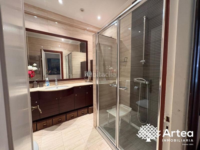 Foto 247e2cbf-4510-4eed-bee3-b522ac694d94. Piso  en venta , zona indautxu, al lado del parque doña casilda en Bilbao