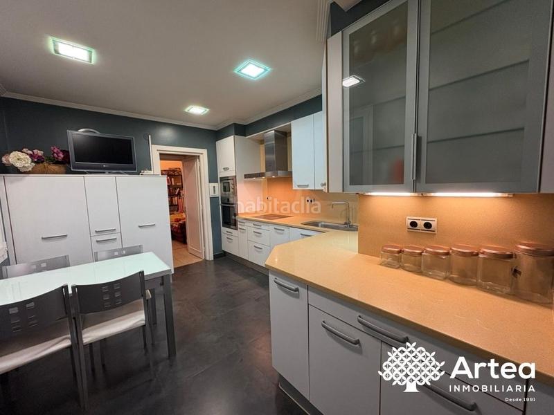 Foto 2ac4cb66-41d8-43d4-9dd7-edf8c46ec8fb. Piso  en venta , zona indautxu, al lado del parque doña casilda en Bilbao